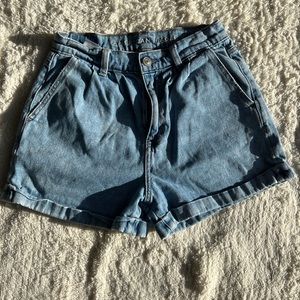 American Eagle mom jean shorts